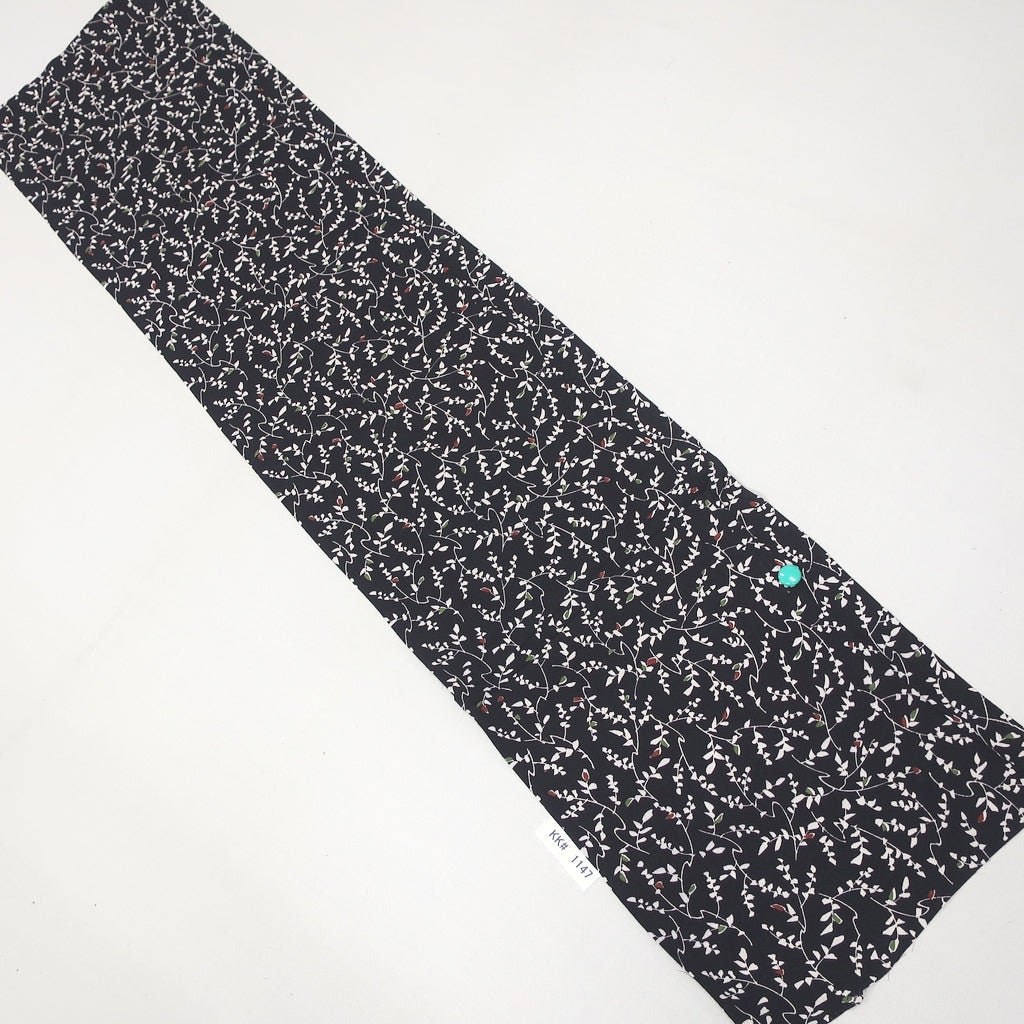 KK1147B3 Silk Kimono Fabric Vintage1950-1980 Grass Black