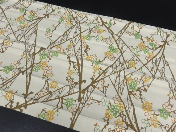 KK779A6 Silk Kimono Fabric Vintage(1950-1980) Plum Blossom Cream