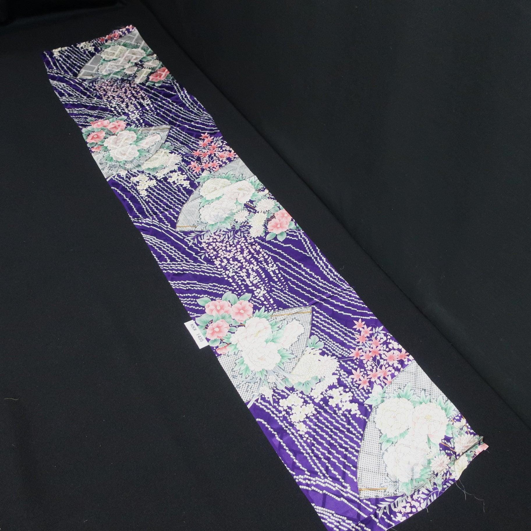 KK1435A1 Silk Kimono Fabric Vintage(1950-1980) Camellia Purple