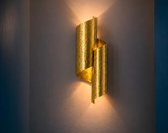 Aplique de pared vertical de latón hecho a mano, lámpara de pared con iluminación hacia arriba y hacia abajo para entradas y pasillos.