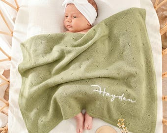Bestickte Kinderdecke, kundenspezifische Baby-Namensdecke, personalisiertes Andenken, Babypartygeschenk, einzigartige Neugeborenendecke