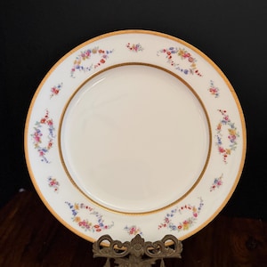 Minton Rose Porcelain Dinner Plate, Globe & Crown Backstamp, Victorian Era China