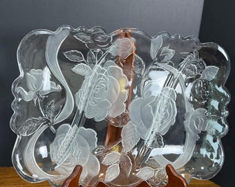 Studio Nova Mikasa Winter Rose Kristall Geteiltes Serviertablett Schleifen Rosen 33cm