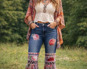 Jeans acampanados estilo hippie boho con patchwork, jeans Kut Brand Denim con volantes de encaje floral, estilo festival vintage, jeans hippies, jeans boho