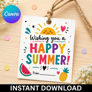 以下が含まれることがあります： 夏のテーマの白いギフトタグ。笑顔の太陽、スイカ、パイナップルのイラストが特徴です。「Wishing you a HAPPY SUMMER!」のテキストと「From:」と書くスペースがあります。