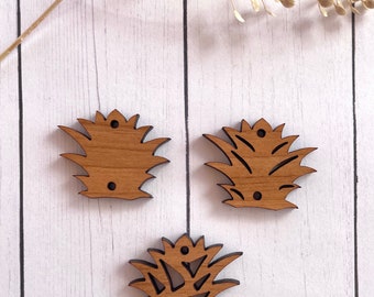 Pineapple tops , earrings or pendant - blanks /  jewelry supplies / jewelry findings and connectors