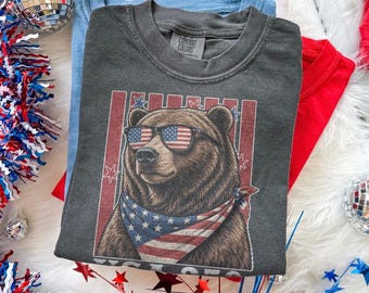 USA 250th Anniversary Patriotic Bear Shirt, American Flag Sunglasses Grizzly Tee, Freedom Celebration Graphic, Comfort Colors® USA Gift Tee
