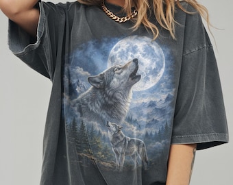 Vintage Howling Wolf Graphic Tee, Full Moon Wildlife Animal Shirt, Mystic Forest Aesthetic Top, Comfort Colors® Wolf Gift Tee