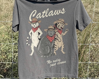 Vintage Cowboy Cat Graphic T-Shirt, Western Cats Humor Tee, Comfort Colors® Cat Shirt, Retro Wild West Animal Gift