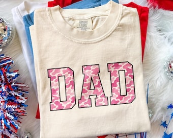 Camiseta rosa de camuflaje para papá, camiseta divertida a juego para el Día del Padre, camiseta moderna con estampado de camuflaje para hombre, regalo de Comfort Colors® para papá.