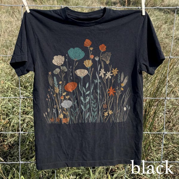 Y2K Wildflower Meadow Graphic Tee, Floral Nature Art, Comfort Colors® Nature Shirt, Retro Outdoor Top