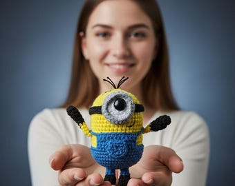 Amigurumi crochet pattern: Minion PDF