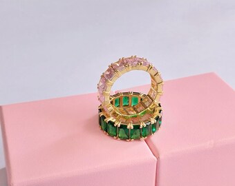 Blauer Saphir Eternity Ring, Emerald Cut Grün Edelstein Band, 14k vergoldeter Ehering, Stapelring für Frauen, Birthstone Schmuck