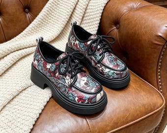 Gothic Skull Rose Plateauschoenen Chunky Lace Up Oxfords Dark Academia loafers Veganistisch Leer Grunge Alternatief schoeisel Grote maten