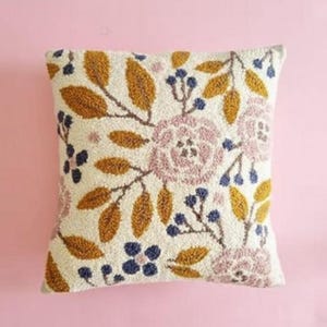 DIY Latch Hook Pillow Kit, Floral Leaves Embroidery, Yarn Cross Stitch (16.9x16.9 Inches)