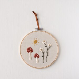 PRINTABLE PDF - Flowers & Toadstools Embroidery Pattern, Beginner Embroidery Pattern, Floral Embroidery Pattern, DIY Art Activity