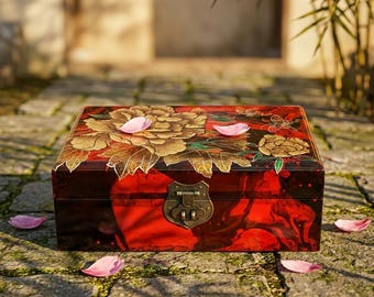 Caixa de joias laqueada pintada à mão, estilo vintage com detalhes florais em folha de ouro, artesanato do Nepal.