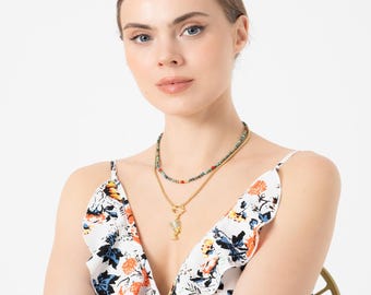 Collier chaîne en or avec pierres naturelles colorées