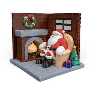 Tafellamp voor de woonkamer van de Kerstman | Kerstdiorama met gloeiende open haard | 3D-geprinte feestelijke schoorsteenmanteldecoratie