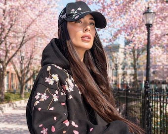 Japanisches Blumen-Hoodie-Set, schwarzer Sakura-Hoodie und passende Kappe, Kirschblüten-Outfit, ästhetische Streetwear, Geschenkidee für Sie