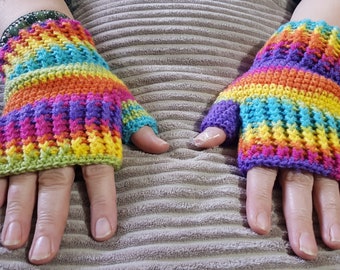 Fingerless gloves easy crochet pattern only