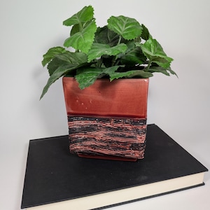 Vintage Elsinore Ceramics California Planter | Mid Century Modern Textured Ceramic Vase | Red Brown Pottery Cachepot