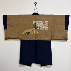 Vintage Japanese Men's Haori Kimono Jacket, Navy Blue Long Kimono Coat with Splendid Pattern Lining, Unisex Wa-Modern Cardigan Gift