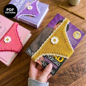 Haakpatroon voor een boekenlegger (PDF), driehoekige boekenlegger met koord, eenvoudige bladwijzer met madeliefjes voor beginners, cadeau voor boekenliefhebbers