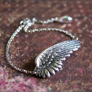 ANGEL WING BRACELET Wing Pendant Jewelry, Angel Wing Silver, Silver Wing Bracelet, Feather Silver Jewelry, Faith, Remembrace, Gift for Her