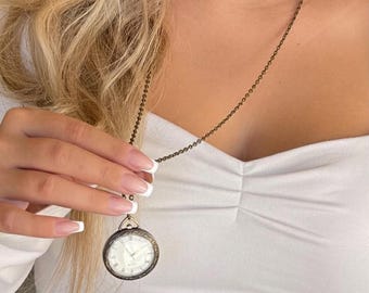 Steampunk Gothic Gear Clock Pendant Necklace – Retro Style Chain Jewelry, Unbranded Gift