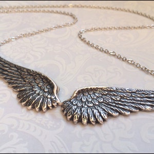 Angel Wing Necklace, Angel Wing Jewelry, Silver Angel Wings, Vintage Style, Catholic Jewelry, Guardian Angel Necklace, Memory Necklace, GIFT