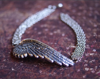 Pulsera de alas de ángel - Joyería de alas de plata - Colgante de alas de ángel con detalles, un regalo precioso para hermana, madre, amiga, esposa, joyería de plata para siempre.