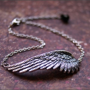 Angel Wing Bracelet~Silver Wing Jewelry, Angel Wing Pendant Bracelet Adorned w/SWAROVSKI Crystal, PERFECT GIFT Mom, Daughter, Sister, Friend