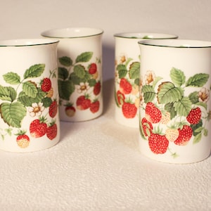 Vintage Roy Kirkham Strawberry Mugs - Fine Bone China Set of 4, Spring Decor