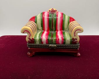boîte à bijoux vintage en forme de canapé avec charnières en porcelaine