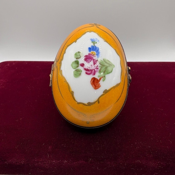 Vintage Limoges Egg shaped Porcelain Trinket Box