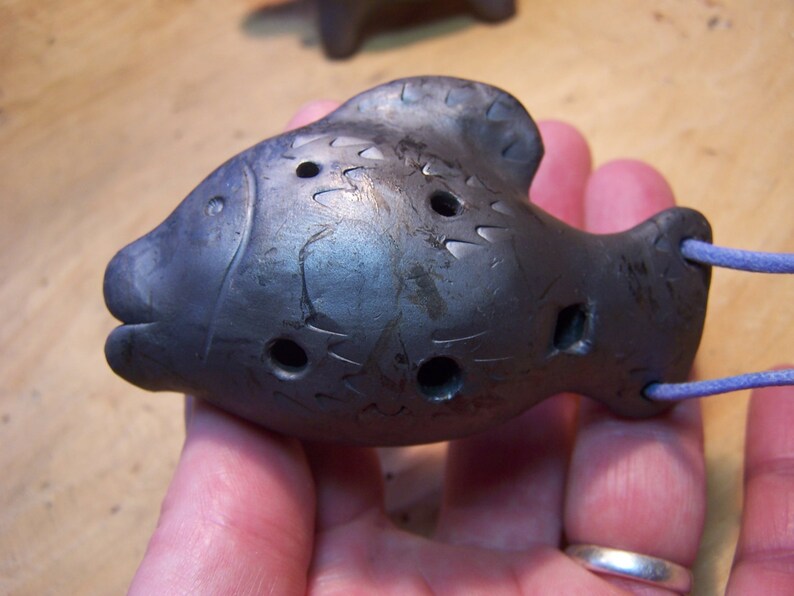 Clay Lucky Fish Ocarina 5 Hole 9 Note Scalehand Skulpted Image 0