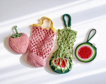Häkelanleitung für einen Getränkehalter mit Erdbeer- und Wassermelonenmotiv | Becherhalter, Flaschenträger, Netzbeutel, DIY-Anhänger