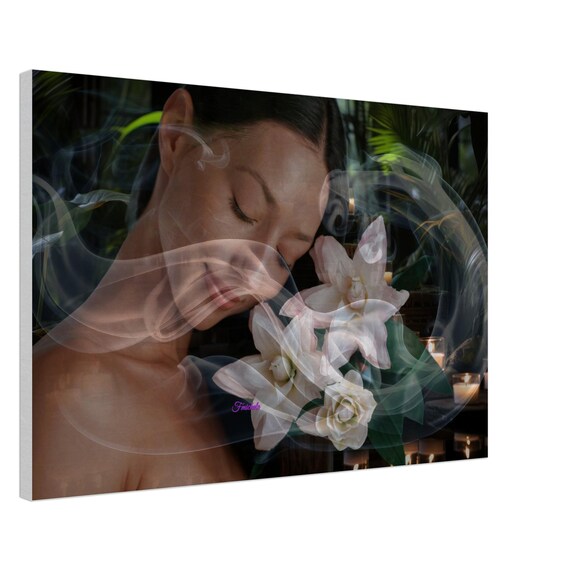 06 Canvas Print - Floral Woman