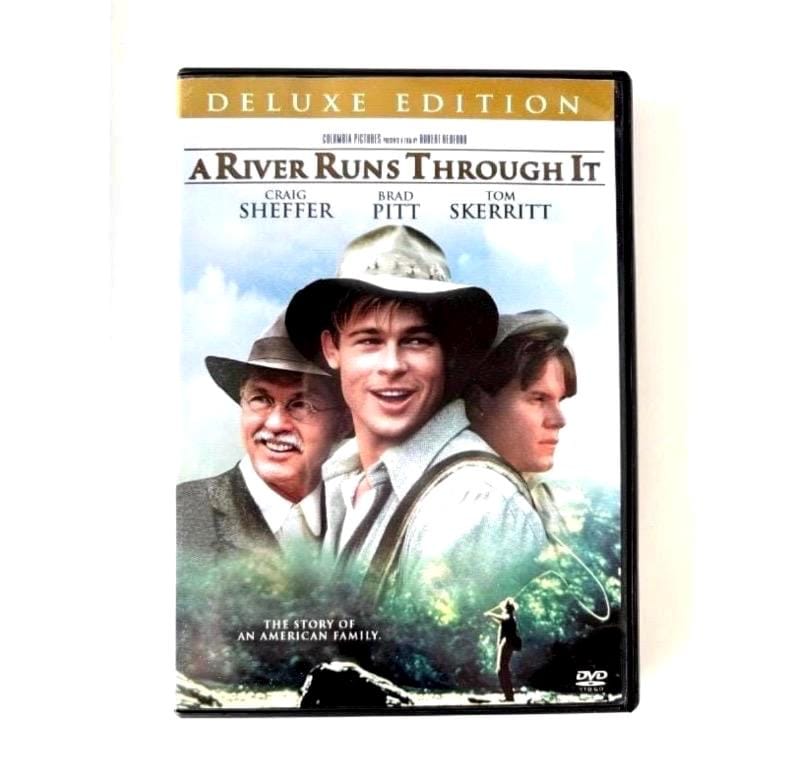 A River Runs Through It DVD - Deluxe Edition with Movie Scrapbook (2005)