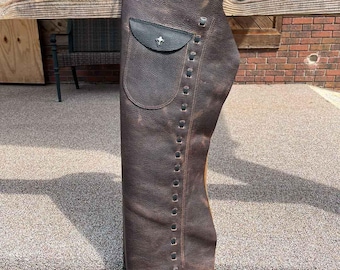 Custom Made Distressed Leather Batwing Chaps, Unisex Handmade Tooled Tops Chaps, Cowboy Show Chaps, Rodeo Outfit, Western Wear