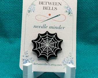 Spider Web Needle Minder, Halloween Needle Holder for Cross Stitch, Embroidery, Needlepoint, Enamel Needle Minder