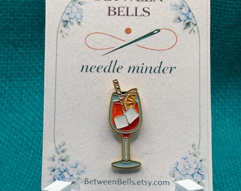 Citrus Cocktail Needle Minder | Iced Drink Magnet | Summer Spritz Design | Bar Cart Aesthetic | Cross Stitch Needle Holder