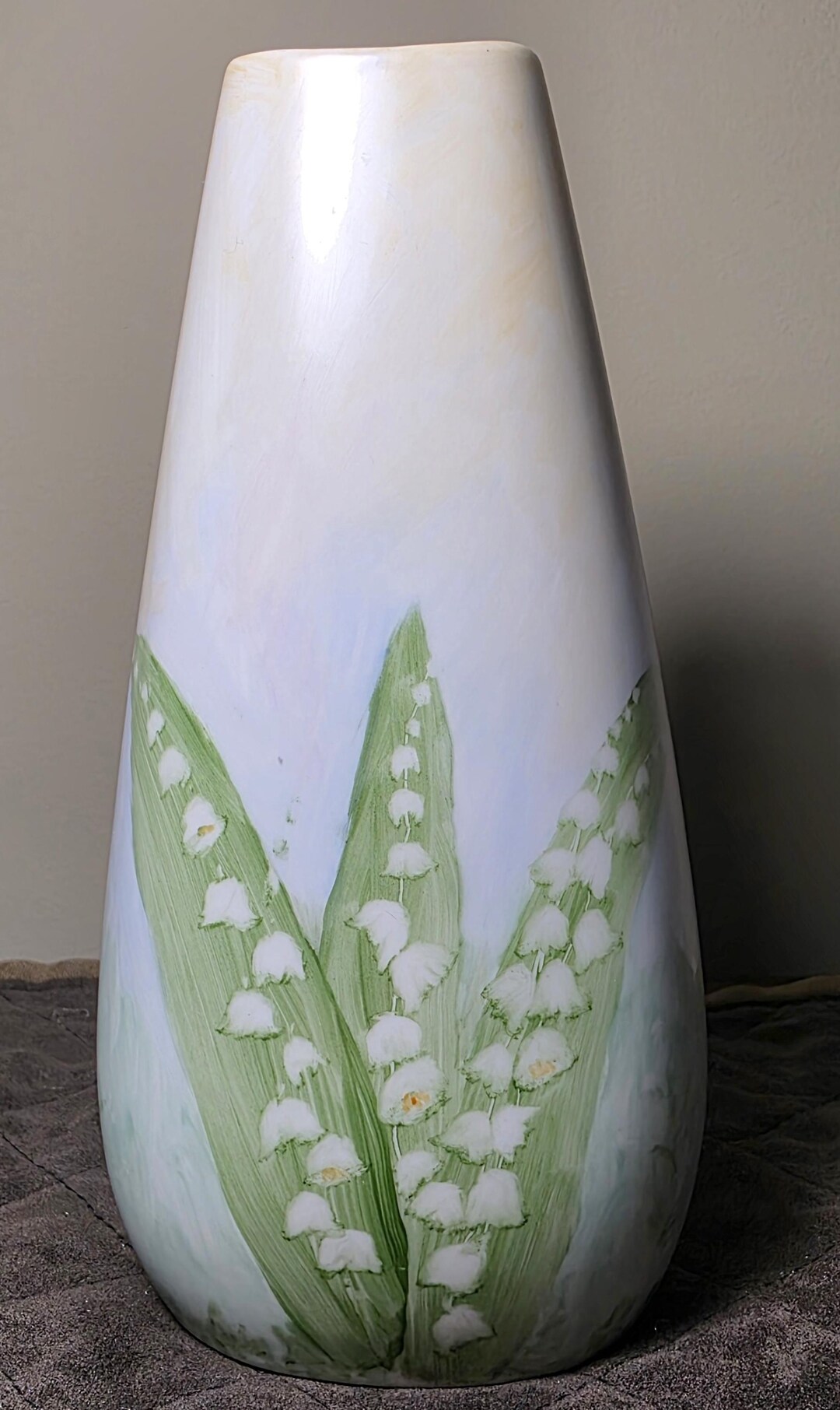 Vintage Porcelain Vase With a Lily of the Valley Flower Design - Etsy