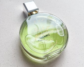 Personalized Engraved Perfume Cologne Bottle | Calligraphy Engraving | Custom Fragrance Bottle Etching | Wedding Gift Ideas