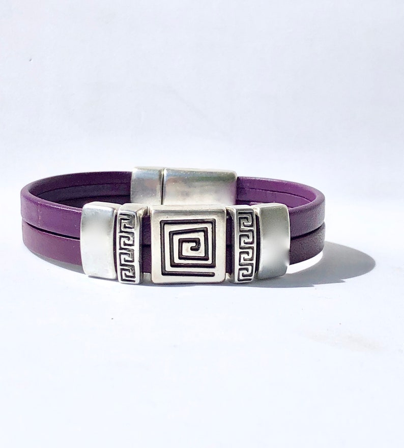 Leather Cuff Bracelets for Women, Leather Wristband, Gifts for Best Friend Female, Birthday Gifts Purple