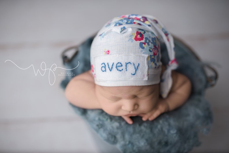 baby girl newborn knot hat coming home outfit baby shower gift WHITE FLORAL image 4
