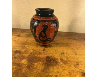 Vintage Navajo Pottery Vase Kokopelli Signed Melvin Hand Etched