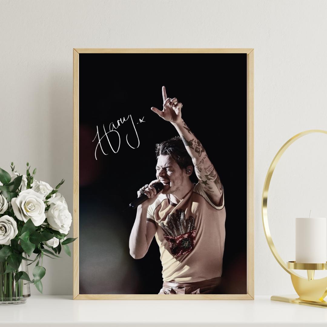 Louis Tomlinson Signed - Etsy