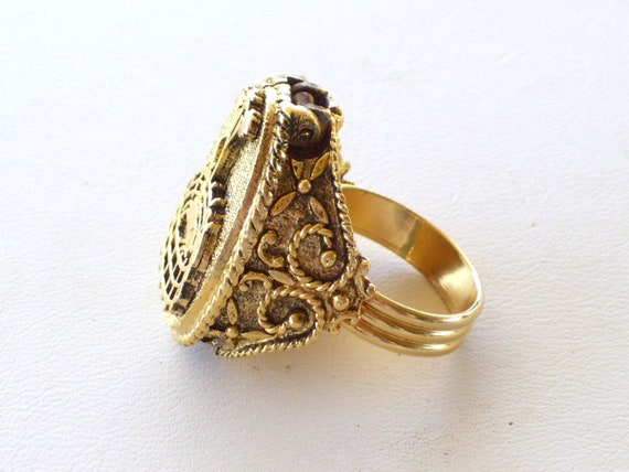 Vintage CORDAY Unicorn Locket Ring, Unicorn Ring,… - image 8